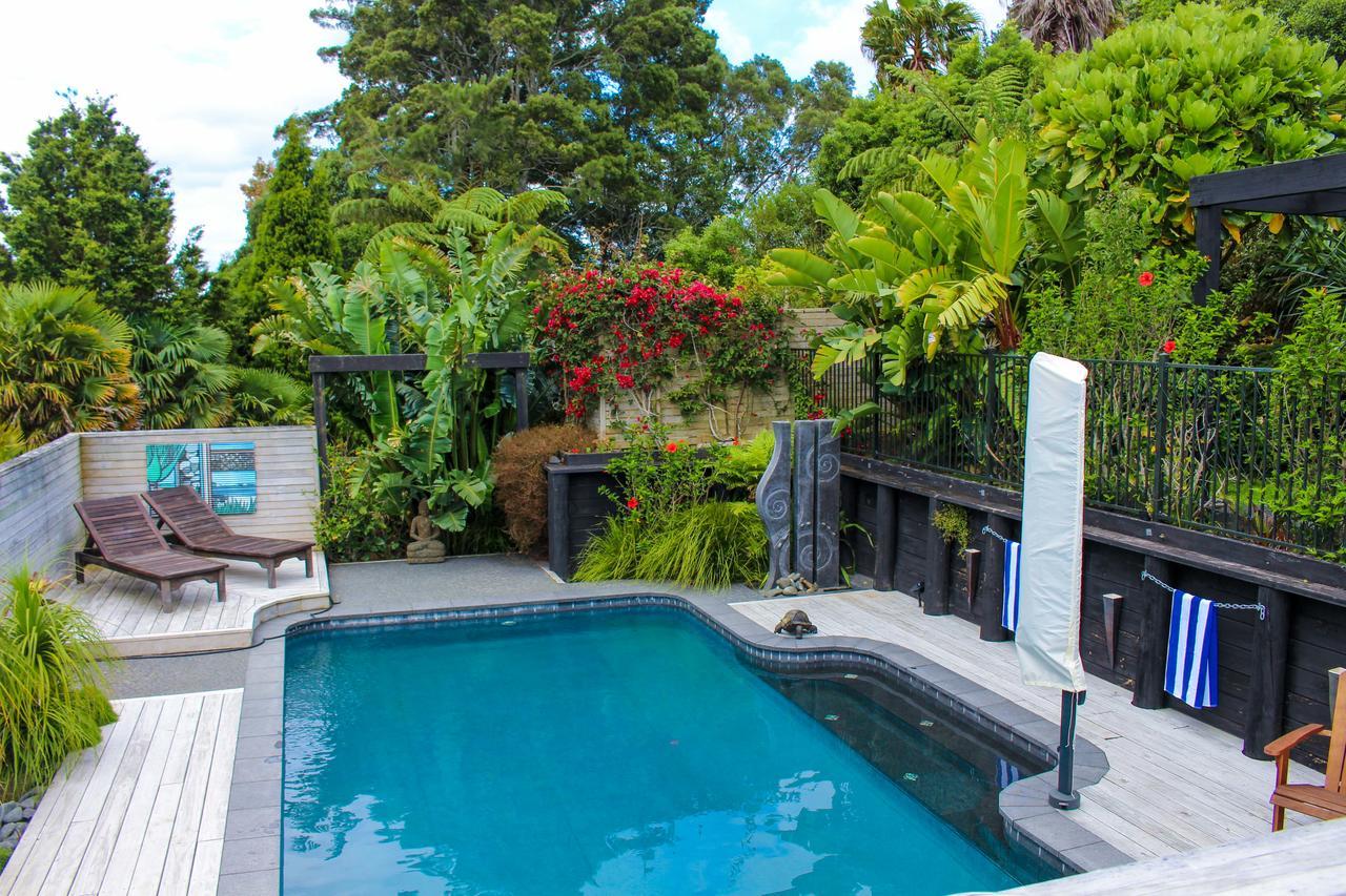 Amazing Kiwi Lodge Whangamata Exterior foto